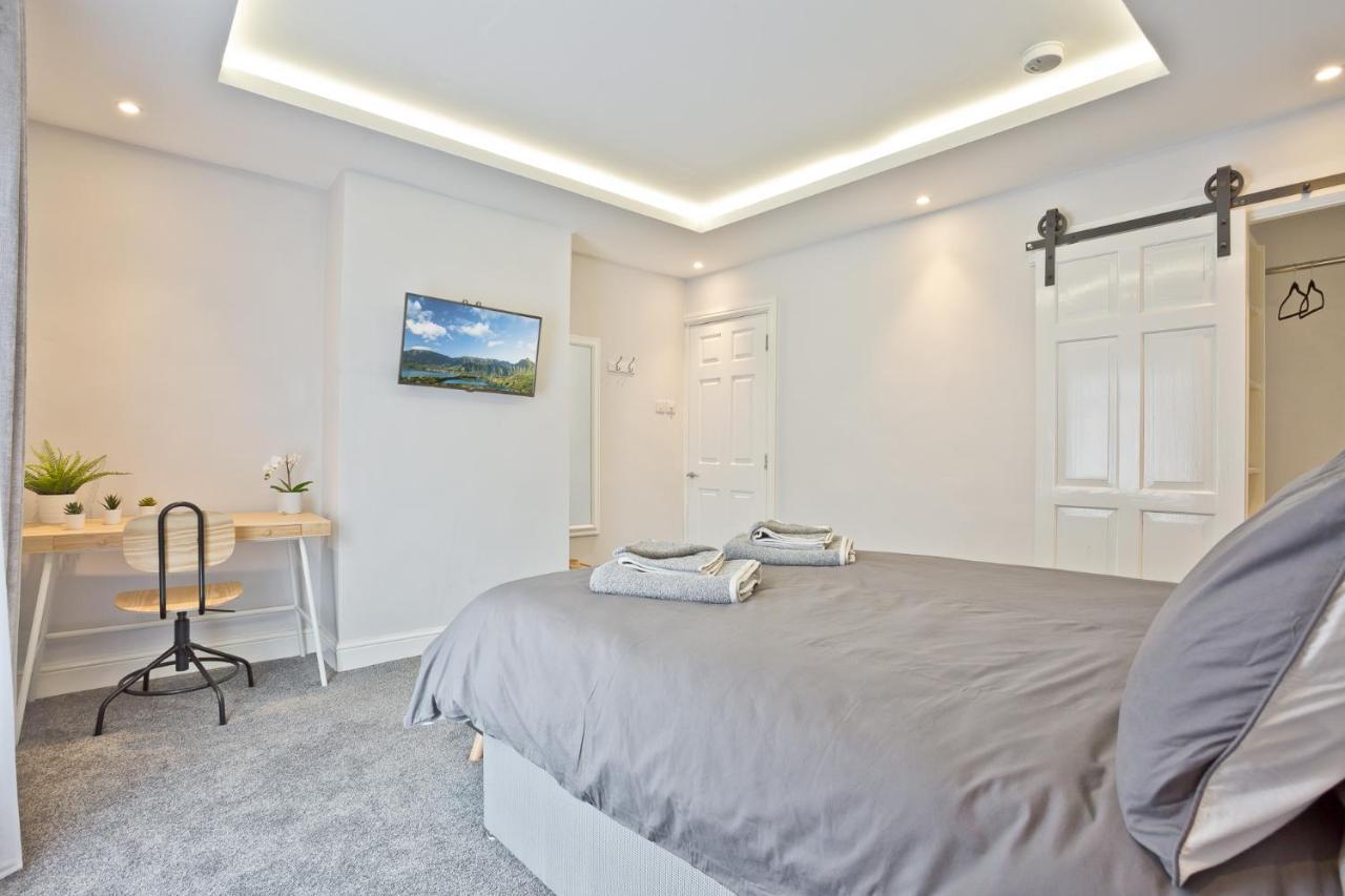 Malleus House Barrow-in-Furness ภายนอก รูปภาพ